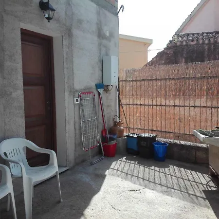 Mini Apartment *